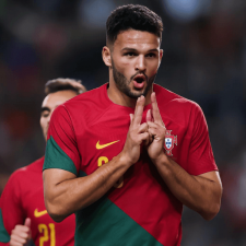 Paris Saint-Germain kauft Gonzalo Ramos offiziell aus