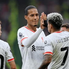 Manchester United erlitt zu Hause eine 0:3-Niederlage gegen Liverpool