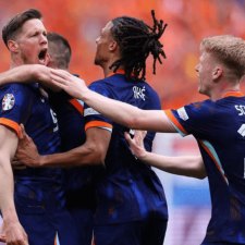 Niederlande gewinnen 2:1 gegen Polen