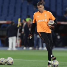 Szczesny kehrt überraschend zu Barcelona zurück