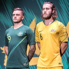 Australian 2018 World Cup Heim- und Auswärtstrikot