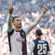 CRISTIANO RONALDO erzielt 50. Tor in der Juventus-Karriere!