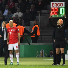 Die Bayern verabschieden sich von Robben und Ribéry und treten in eine neue Ära ein!
