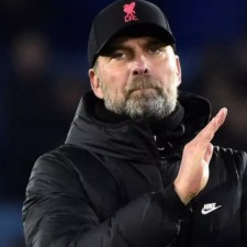 Liverpool ist in Schwierigkeiten, es wird ermittelt
