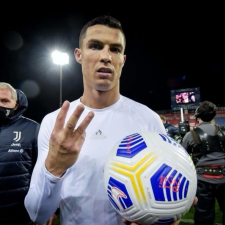 Umkehren! Ronaldo hat entschieden!
