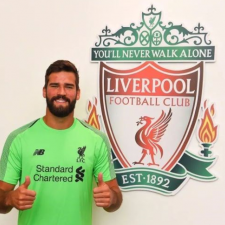 Werde der teuerste Torhüter der Welt, wird er der MVP der Roten Armee auf den Premier League Champion sein?